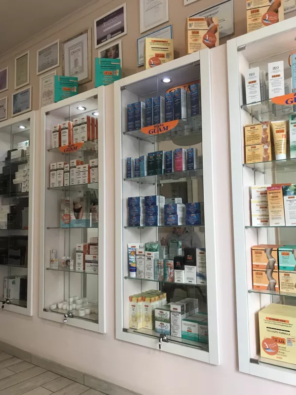 DermaVita - сучасний дерматокосметологічний центр фото 1