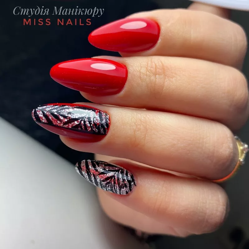 Miss Nails - все для манікюру та студія манікюру фото 1