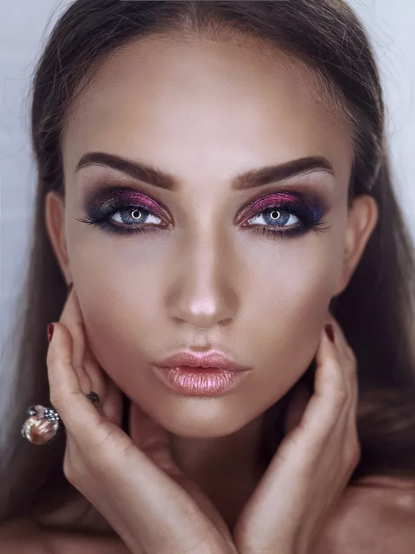 Make Me Up Studio and School школа и студия макияжа, курсы визажистов, причесок, бровистов. Свадебный макияж и прически. фото 1