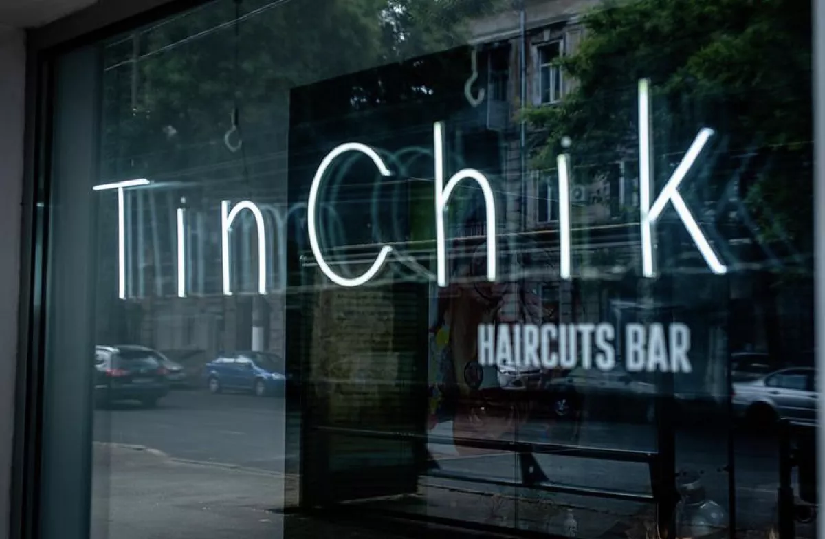 TinСhik haircuts bar фото 1