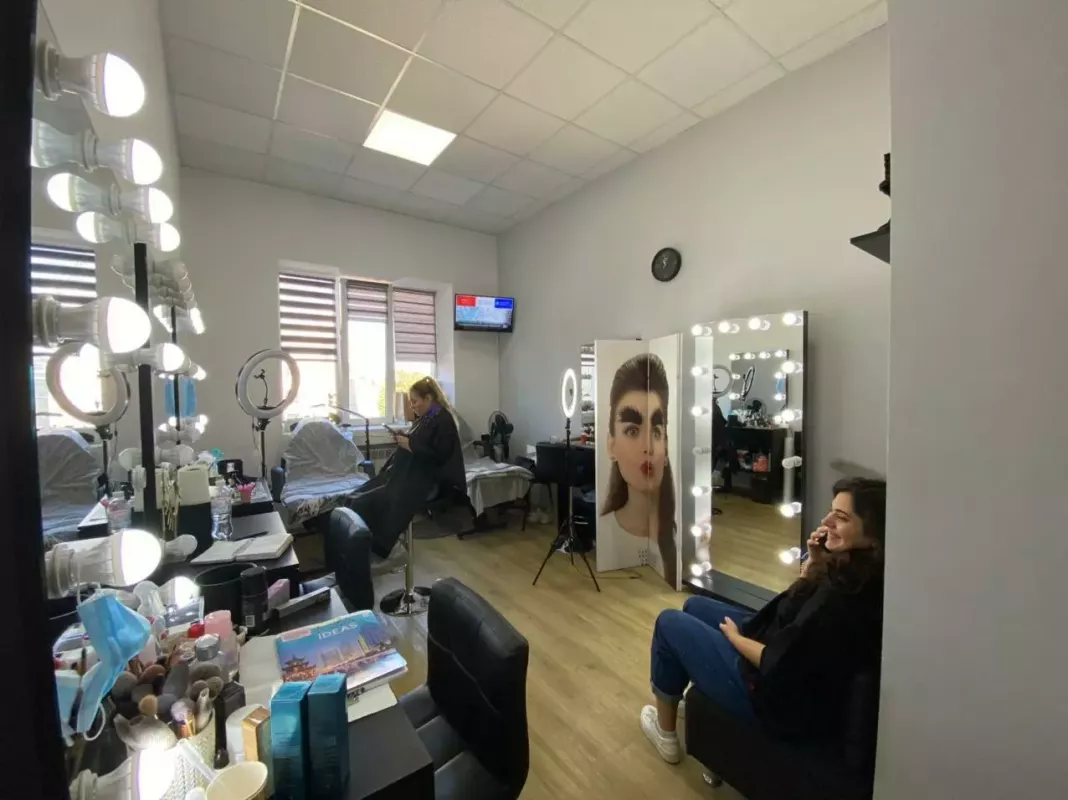 Студия перманентного макияжа Эльвиры Горбенко - Brows Decor фото 1