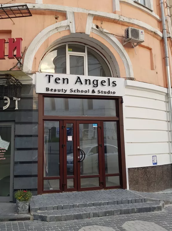 TEN ANGELS фото 1