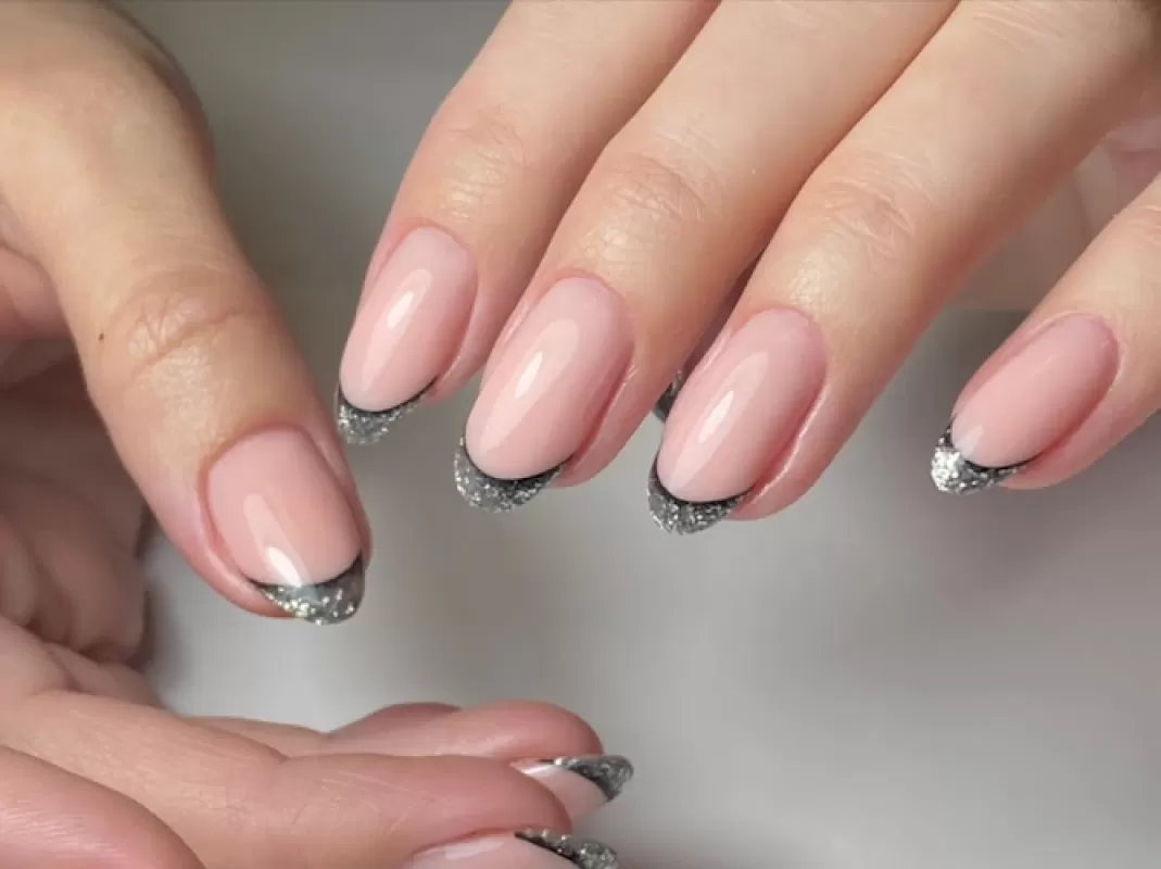 SV NAILS Студія манікюру навчальний центр фото 1