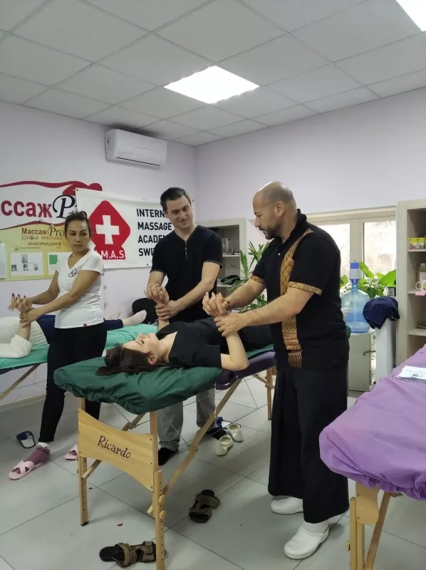 Курсы массажа "MassagePro" фото 1