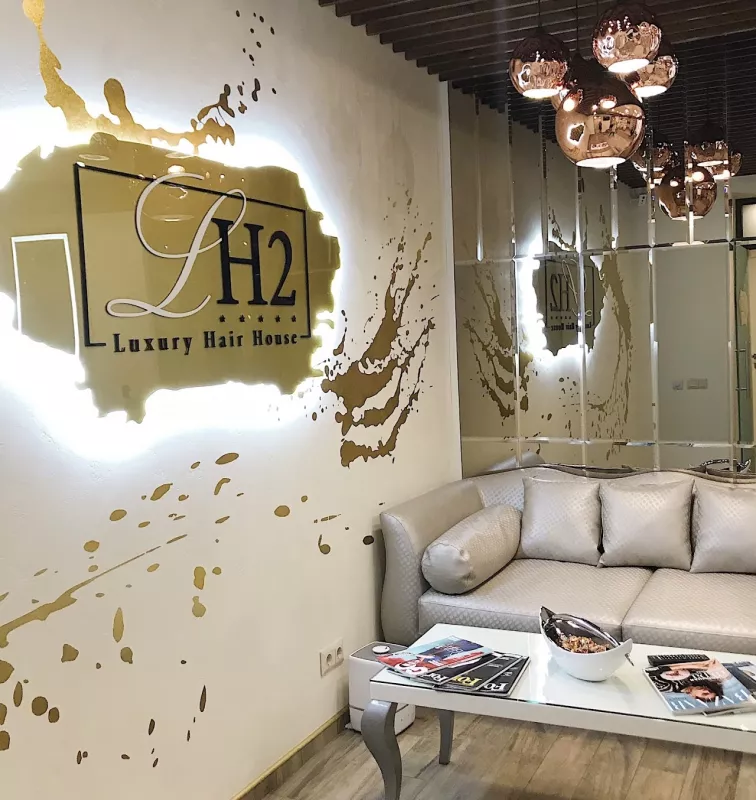 Luxury Hair House фото 1