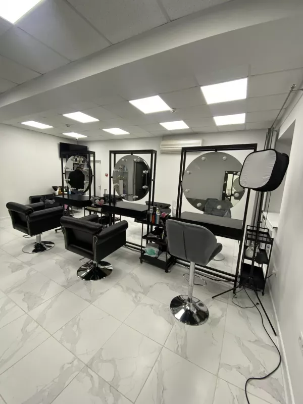Салон краси "NL BEAUTY SPACE" фото 1