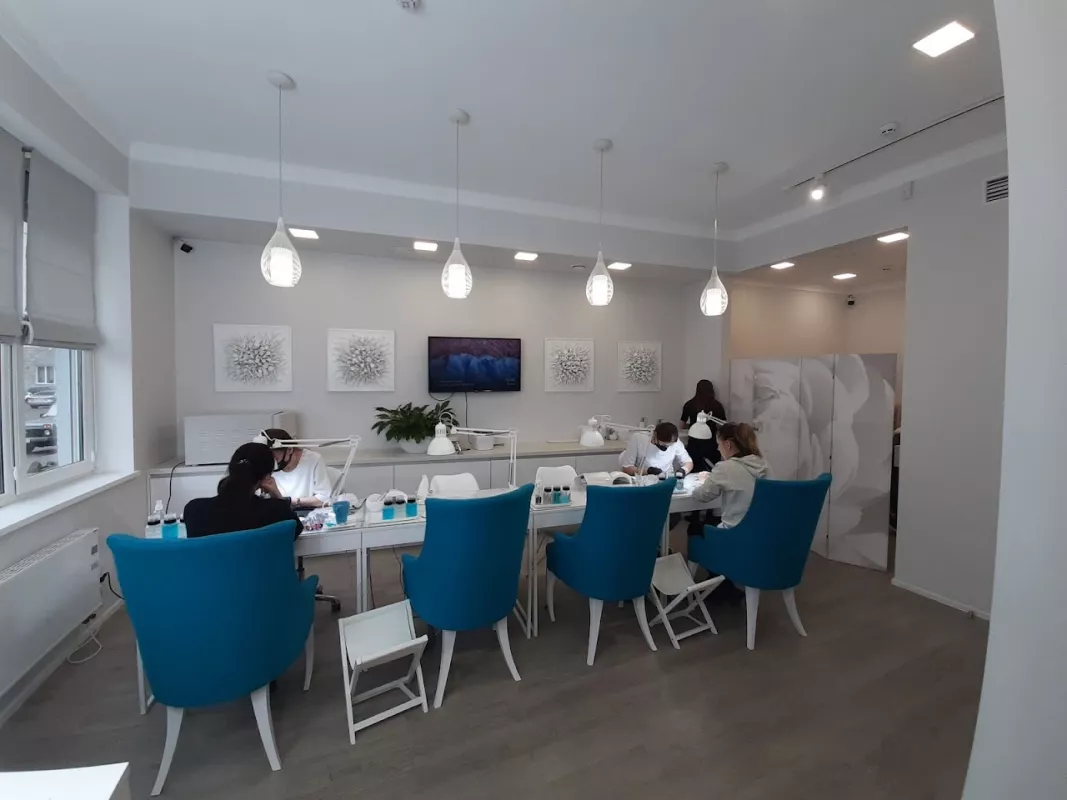White Salon фото 1
