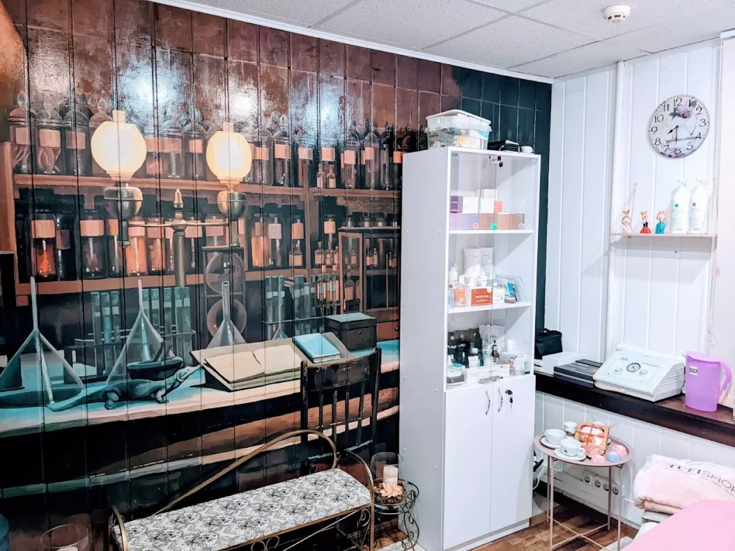Косметологічний кабінет "Під магічним дахом" фото 1