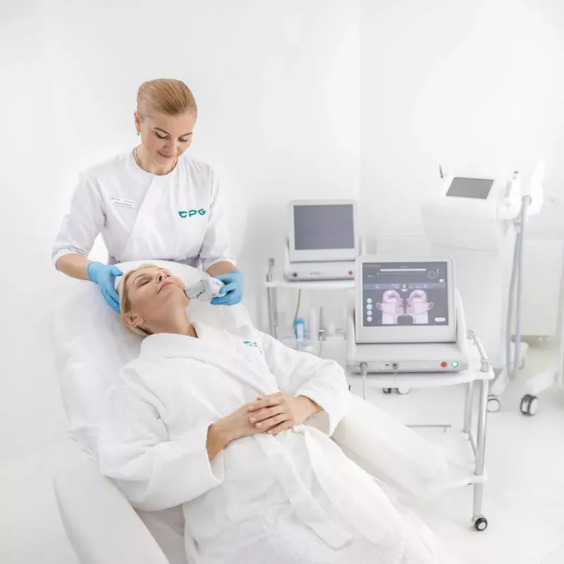 CPG Center - Центр Естетичної та Антивікової Медицини. Апаратная, Ін'єкційна та Класчина Косметологія. Естетика тіла фото 1