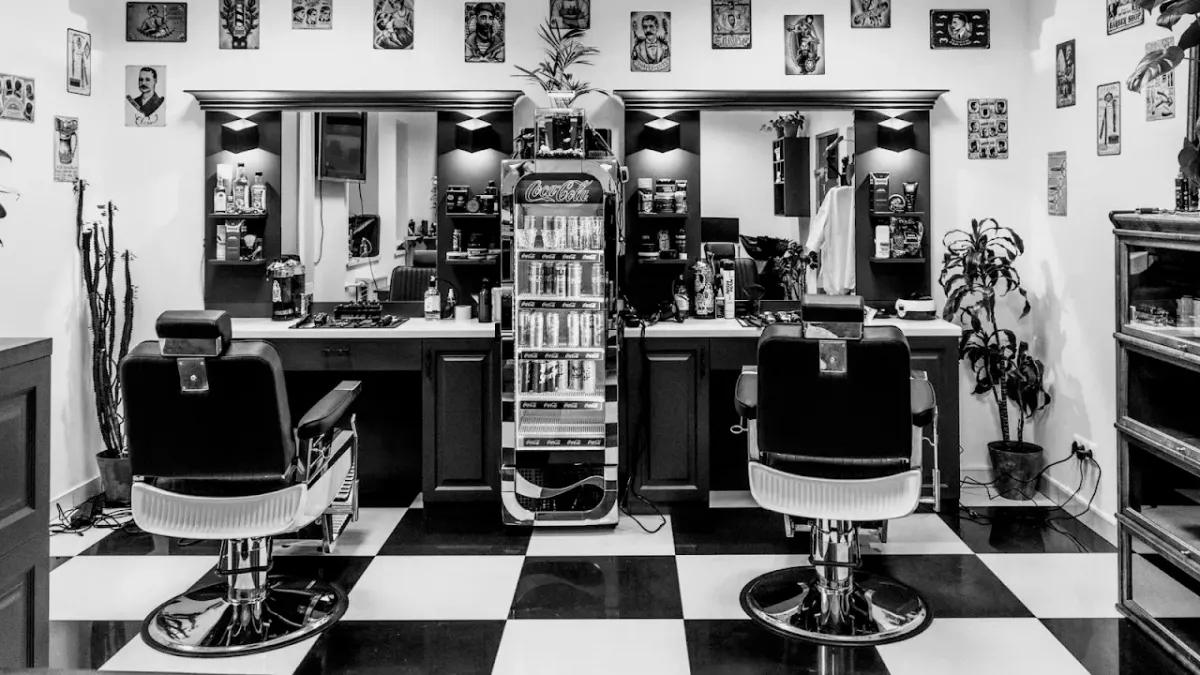 Барбершоп - ЛИПСЬКИЙ - ЛИПСКИЙ - Barbershop - Мужская парикмахерская фото 1